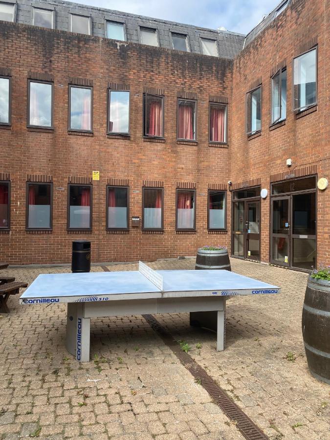 Charming Rooms For Students Only, Cricklewood Lane - Sk Londyn Zewnętrze zdjęcie
